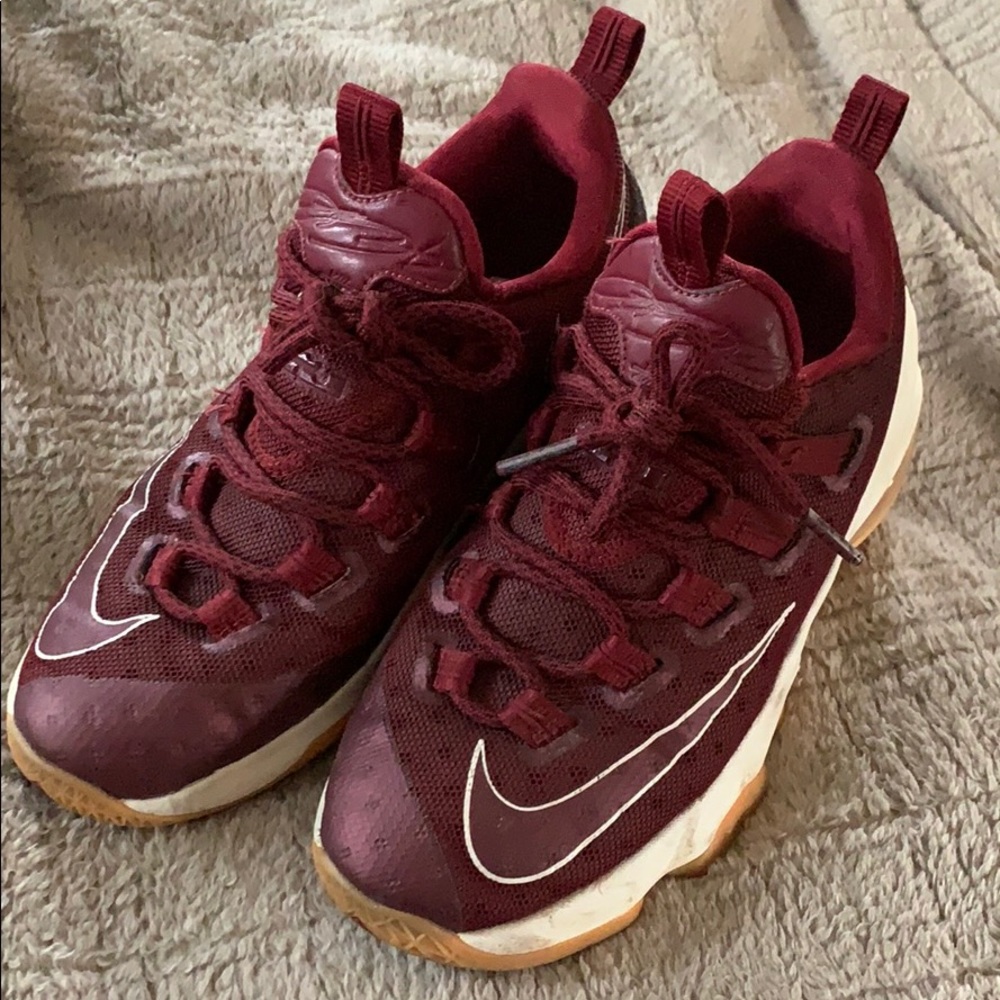Nike - Lebron James Sneakers